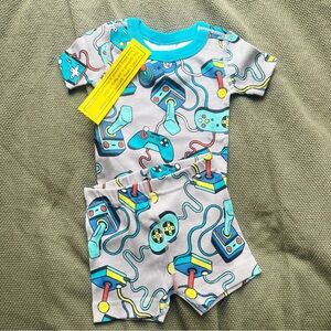 Hanna Anderson Colorful Gaming-Themed Kids Pajama Set short sleeve and shorts 2T